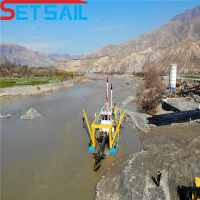 160m3-4000m3 Kapazität Hydraulische Steuerung Schneider Saugbagger mit Unterwasser-Sandpumpe