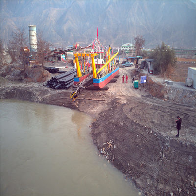 Dieselmotor-Schneider-Saugbagger mit CE-Zertifizierung und 450-20000m3 Wasserfluss