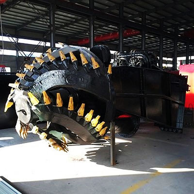 Dieselmotor-Schneider-Saugbagger mit CE-Zertifizierung und 450-20000m3 Wasserfluss