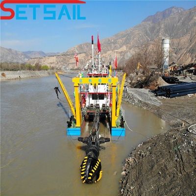 160m3-4000m3 Kapazität Hydraulische Steuerung Schneider Saugbagger mit Unterwasser-Sandpumpe