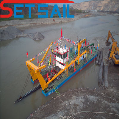 16-46m Gesamtlänge Hydraulik-Schneider-Saugbagger-Maschine für den malaysischen Markt