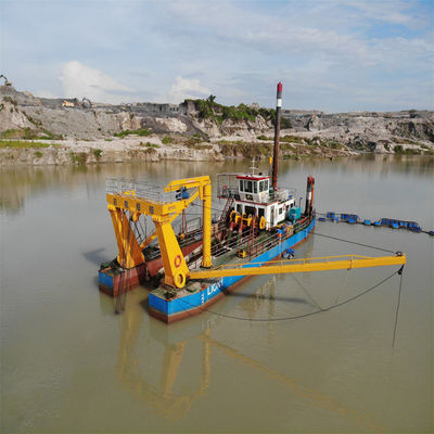 1-2 Hydraulischer Dieselmotor Bootsschneider Saugschleppmaschine für Flussschlammgeräte