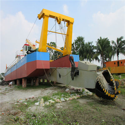 7000m3 Wasserfluss mit Pumpe Siemens PLC Hydraulik 28 Zoll Schneider Saugbagger zum Baggern