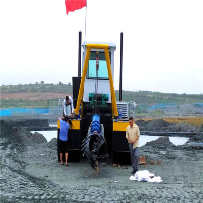 2000 Meter Entladerabstand Schneidmaschine Saugtrampen Bagger mit Baggerpumpe CTS Schlittenart
