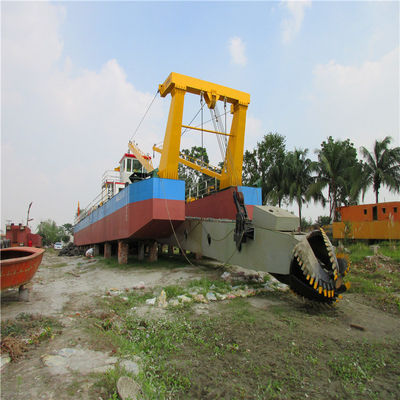 2000 Meter Entladerabstand Schneidmaschine Saugtrampen Bagger mit Baggerpumpe CTS Schlittenart