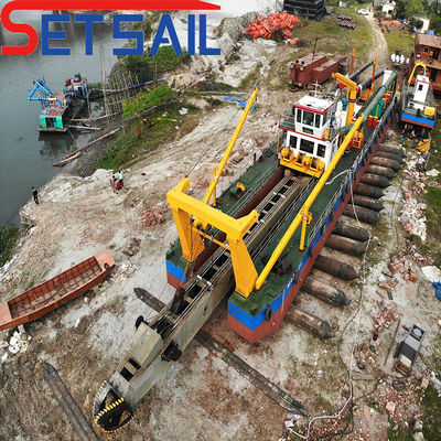 Hochkapazitäts-Fluss-Sand-Hydraulik-Schneider Saugbagger 50-260kw Schneiderkopf Leistung