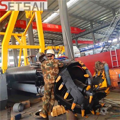 15 m Baggertiefe 3000 m3 Wasserfluss Anfangszahlung 18 Zoll Schneider-Saugbagger