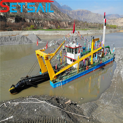 18 Zoll Cutter Suction Dredger QHCSD-174 mit GPS-System und CTN-Schlitten