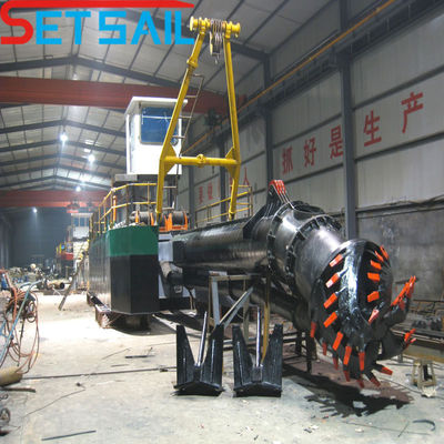 Hydraulischer 20 Zoll Fluss-Schneider Saugbagger kundenspezifischer Anforderung und 10 mm Seitenplatte