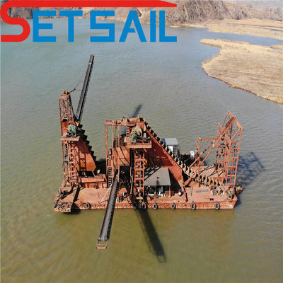 Sanddredger mit Kettenbehälter für Flusssand und Gold