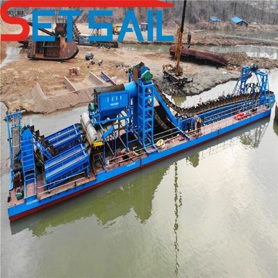 Sanddredger mit Kettenbehälter für Flusssand und Gold