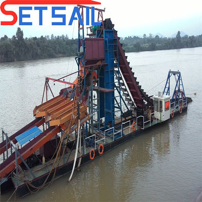 Hydrocyclone Gold Diamond Mining Dredger mit 24-38m Gesamtlänge und Aufregungsschuppen